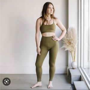 Girlfriend Collective Float Leggings in Fern